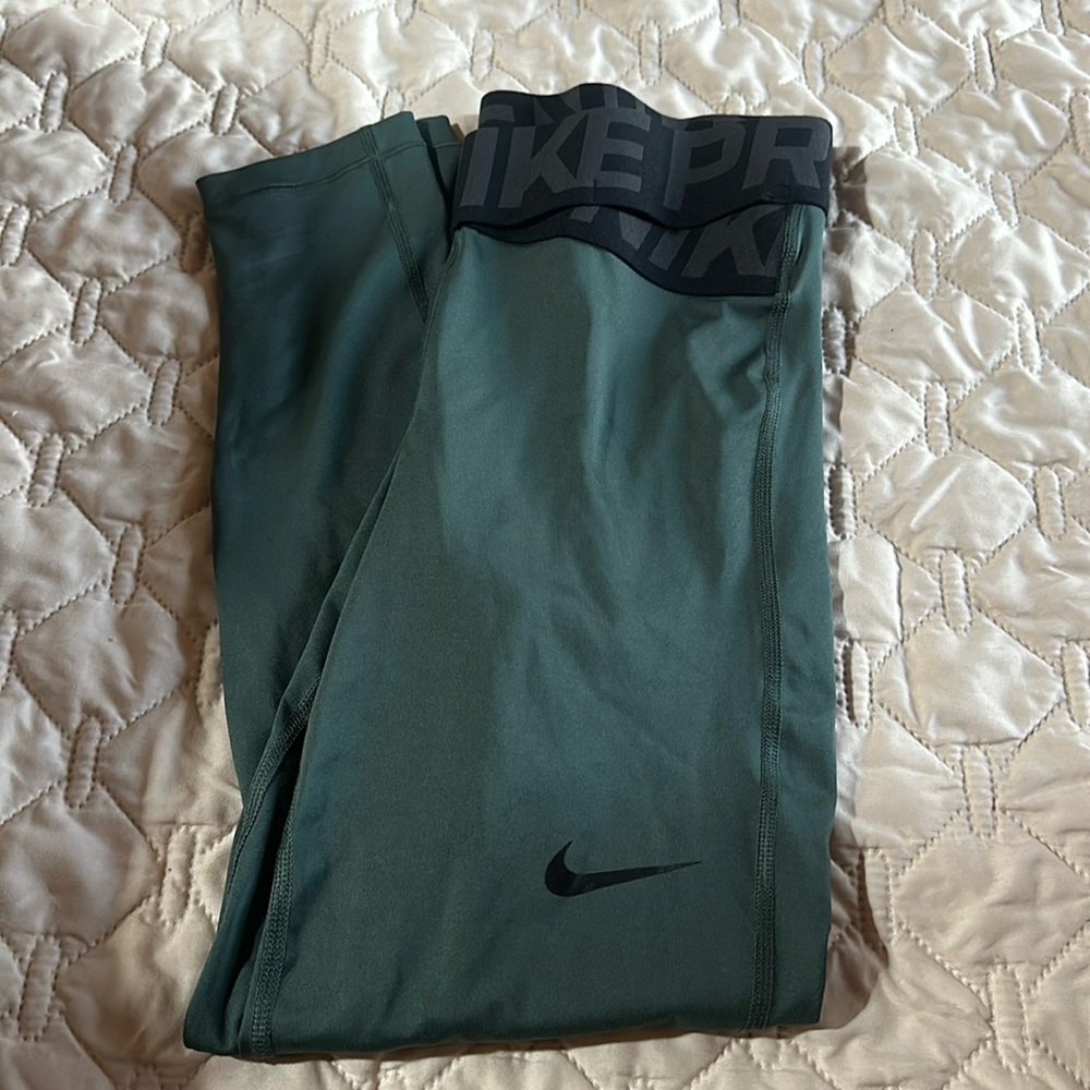 Nike pro 7/8 leggings